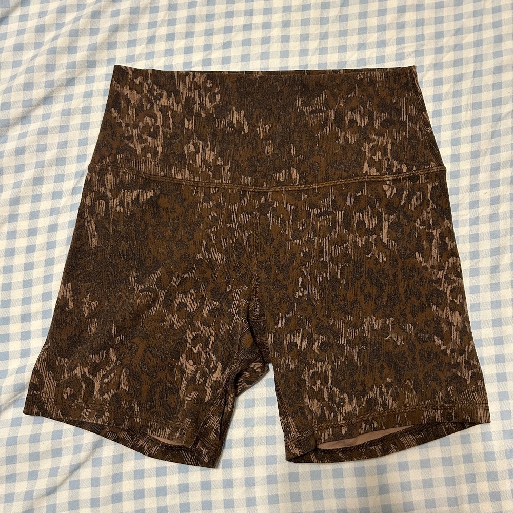 lululemon align shorts